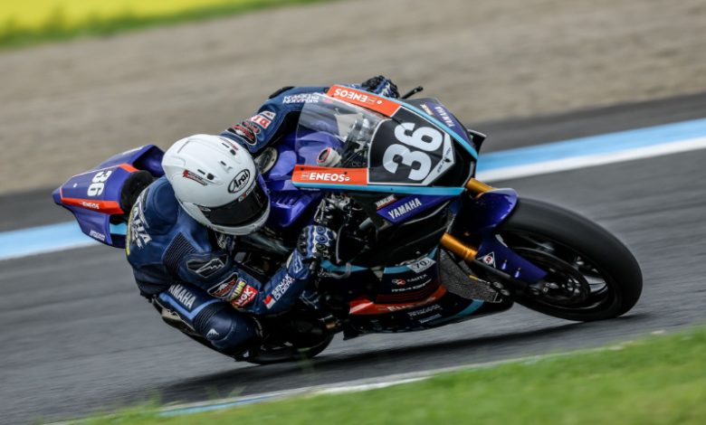 Pembalap ARRC Yamaha