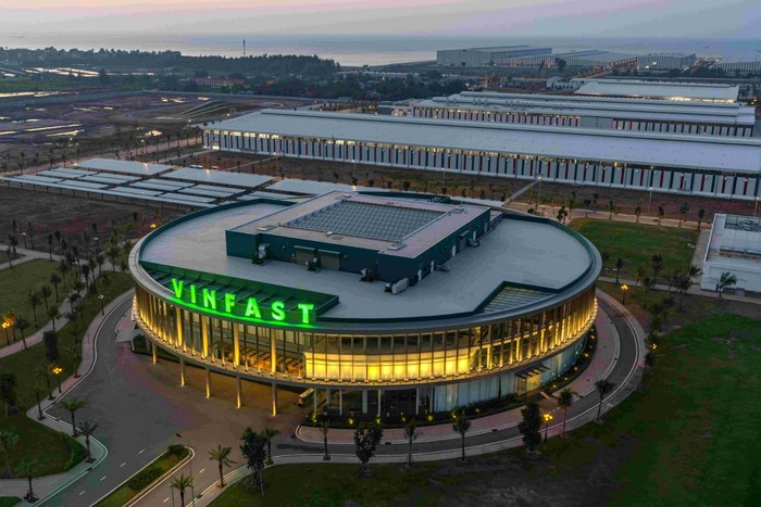 Vinfast hadir di Indonesia bukan sekedar menjual Mobil EV