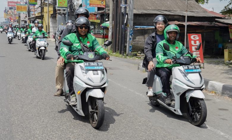 Pengemudi Grab gunakan Alva N3