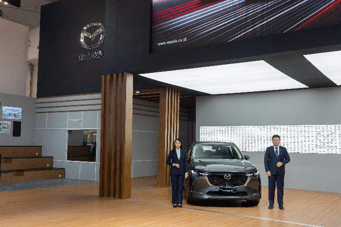 Mazda tutup tahun 2025