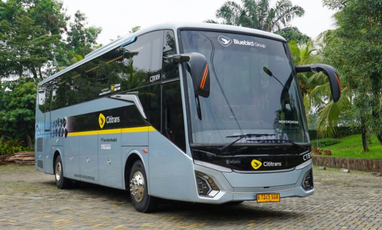 Penyerahan bus Hino ke Cititrans