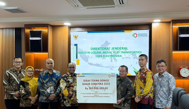 Suzuki serahkan bantuan