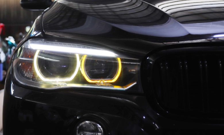 Jangan biarkan lampu mobil berembun