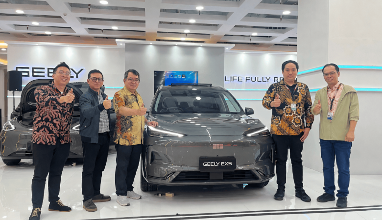 Geely hadir di pameran IIMS Surabaya
