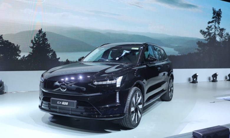 SUV listrik terbaru Volvo EX90