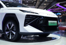 Omoda O4