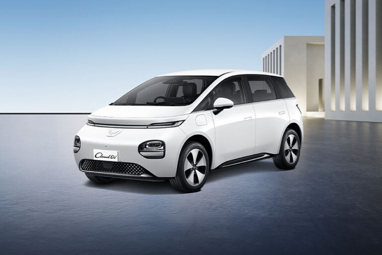 Cloud EV 300 km