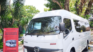 Hino bus