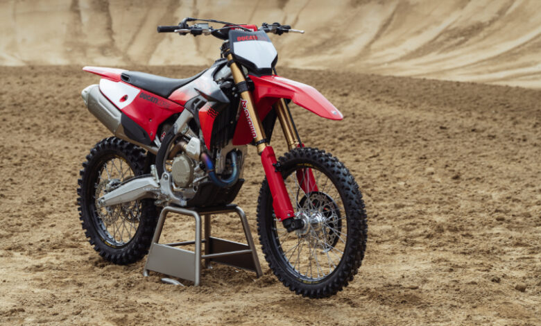 Ducati Desmo 450 MX