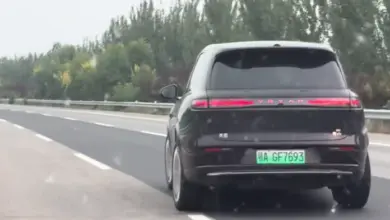 SUV VOyah